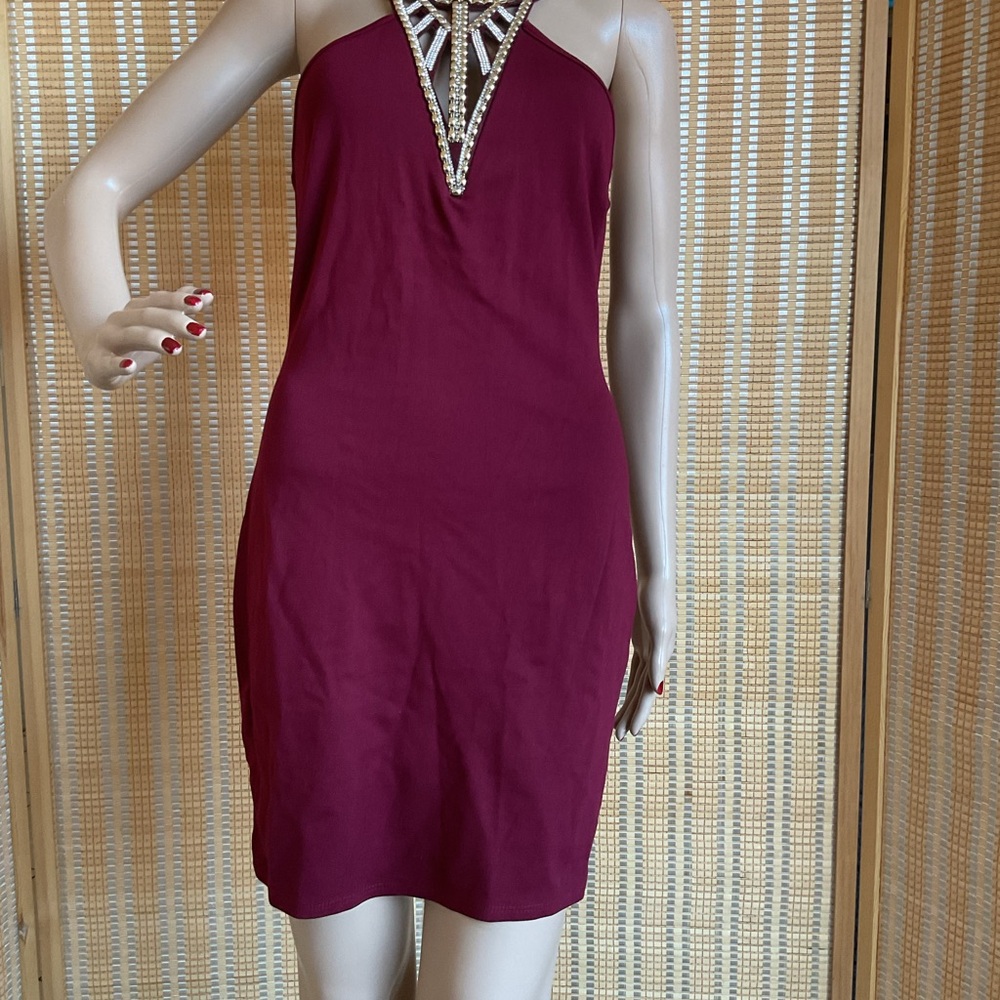 New without tags Maroon or Burgundy Papaya Halter Backless Dress Medium